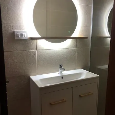 Casa Serena - Garden Bükreş