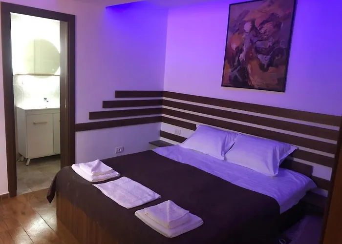 Casa Serena - Garden * Бухарест