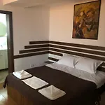 Апартаменти Casa Serena - Garden Бухарест